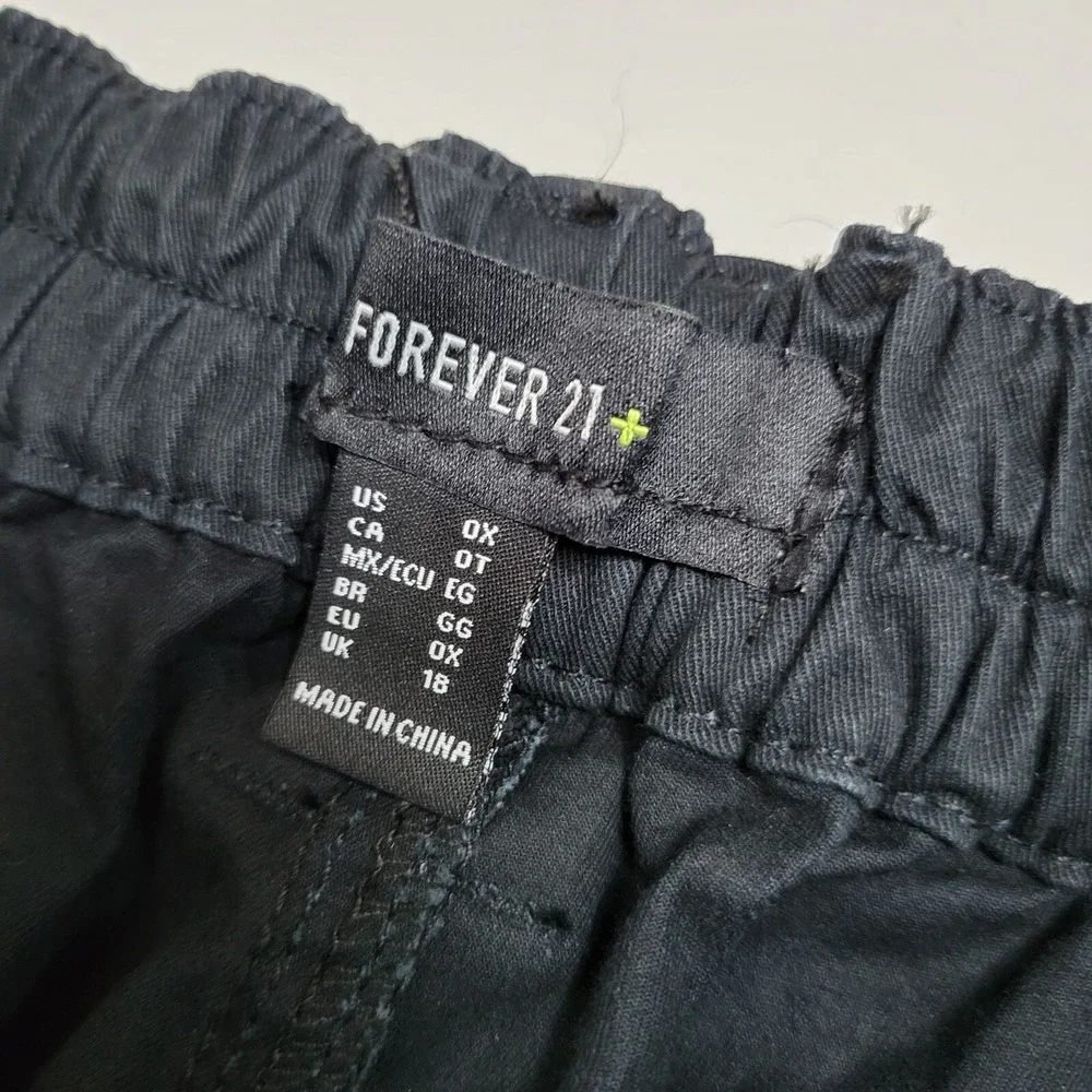 Forever 21+ Womens Black Plus Size 0X Long‎ Woven Cargo Pants With Pockets